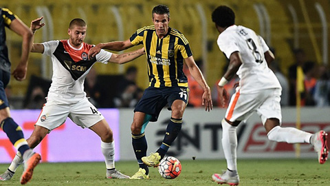 Lượt đi vòng sơ loại thứ 3 Champions League: Van Persie & Nani nhạt nhòa ở Fenerbahce Lượt đi vòng sơ loại thứ 3 Champions League: Van Persie & Nani nhạt nhòa ở Fenerbahce