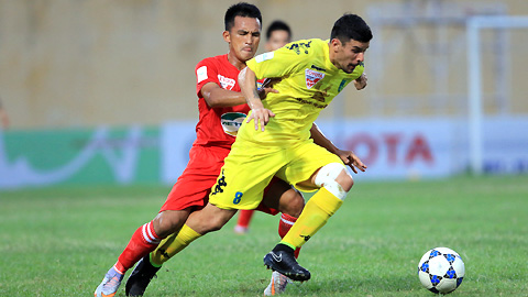 Victor tái sinh giấc mơ vô địch V.League 2015 cho HN.T&T Victor tái sinh giấc mơ vô địch V.League 2015 cho HN.T&T