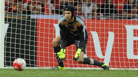 Có Cech, Arsenal như hổ thêm cánh Có Cech, Arsenal như hổ thêm cánh