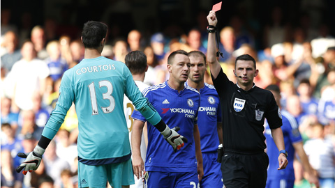 Chelsea kháng án cho chiếc thẻ đỏ của Courtois Chelsea kháng án cho chiếc thẻ đỏ của Courtois