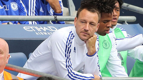 Đội bóng của Van Persie và Nani muốn chiêu mộ John Terry Đội bóng của Van Persie và Nani muốn chiêu mộ John Terry