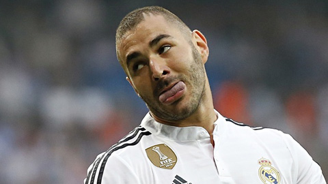 Benzema tuyên bố Real là nhà, gián tiếp chấm dứt mọi hy vọng của Arsenal Benzema tuyên bố Real là nhà, gián tiếp chấm dứt mọi hy vọng của Arsenal