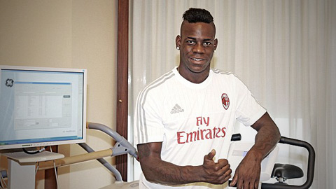 Balotelli quyết tâm thay đổi bản thân: Nói ít, làm nhiều Balotelli quyết tâm thay đổi bản thân: Nói ít, làm nhiều