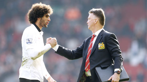 Hỗn loạn chuyện hàng công M.U: Van Gaal đã công khai 'tiền đạo bí mật' Hỗn loạn chuyện hàng công M.U: Van Gaal đã công khai 'tiền đạo bí mật'