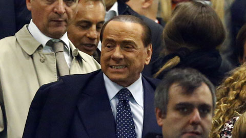 Chi đống tiền, Berlusconi nổi giận khi Milan thua trận mở màn Chi đống tiền, Berlusconi nổi giận khi Milan thua trận mở màn