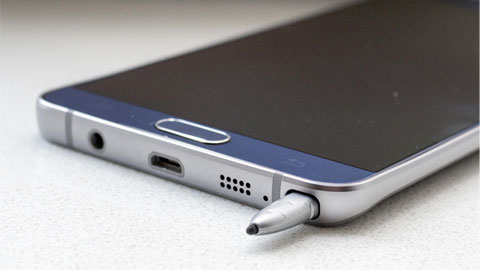 Galaxy Note5 bị kẹt bút cảm ứng S Pen: Xử lý đơn giản đến khó tin Galaxy Note5 bị kẹt bút cảm ứng S Pen: Xử lý đơn giản đến khó tin