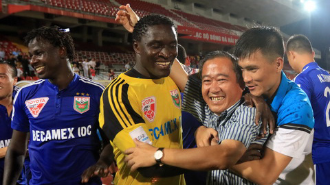 Vô địch V.League, Becamex Bình Dương nhận hơn 10 tỷ đồng tiền thưởng Vô địch V.League, Becamex Bình Dương nhận hơn 10 tỷ đồng tiền thưởng