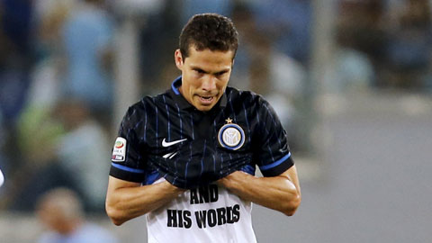 Hernanes gia nhập Juventus: "Số 10" đến trong nỗi hoài nghi Hernanes gia nhập Juventus: "Số 10" đến trong nỗi hoài nghi