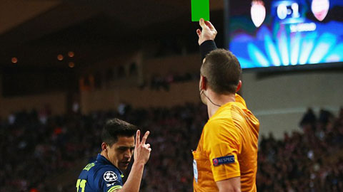 Serie B áp dụng thẻ xanh để khuyến khích cầu thủ chơi đẹp Serie B áp dụng thẻ xanh để khuyến khích cầu thủ chơi đẹp