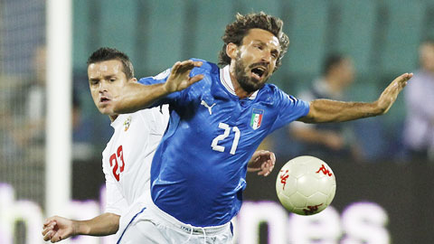 Italia cần xem lại vai trò của Pirlo Italia cần xem lại vai trò của Pirlo