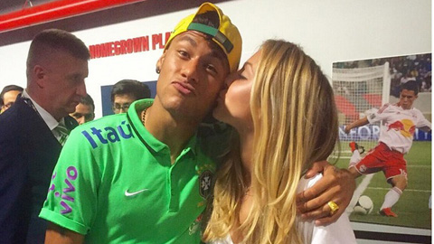 Neymar cặp kè em gái tay vợt số 1 Canada, Eugenie Bouchard Neymar cặp kè em gái tay vợt số 1 Canada, Eugenie Bouchard