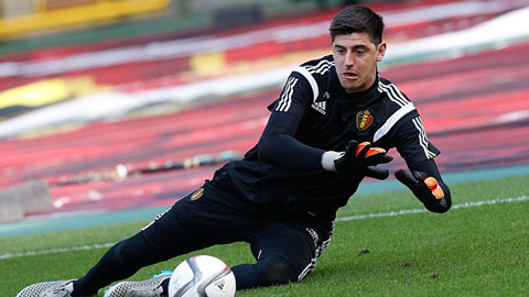 Chelsea chịu cú sốc lớn: Courtois có thể nghỉ 2 tháng Chelsea chịu cú sốc lớn: Courtois có thể nghỉ 2 tháng