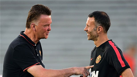 Van Gaal tiết lộ lý do mua Martial là vì... Ryan Giggs Van Gaal tiết lộ lý do mua Martial là vì... Ryan Giggs