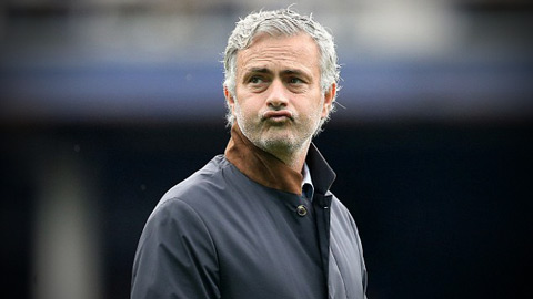 Sóng ngầm ở Chelsea: Mourinho trên đường trở thành... "kẻ cô độc" Sóng ngầm ở Chelsea: Mourinho trên đường trở thành... "kẻ cô độc"