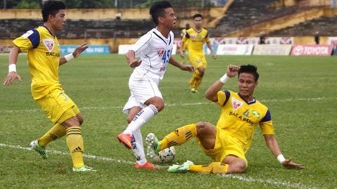Một số án phạt nghiêm khắc dành cho lối chơi thô bạo ở V.League Một số án phạt nghiêm khắc dành cho lối chơi thô bạo ở V.League