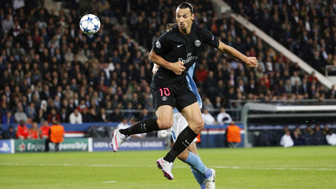 Ibra kém duyên ở vòng đầu Champions League Ibra kém duyên ở vòng đầu Champions League