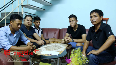Anh Khoa và gia đình tha lỗi cho Quế Ngọc Hải Anh Khoa và gia đình tha lỗi cho Quế Ngọc Hải