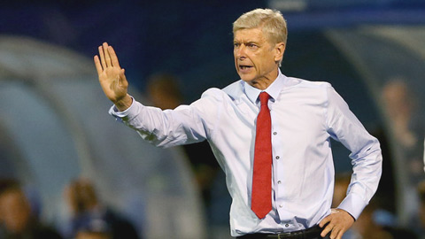 Chót yêu Arsenal thì phải học... tặc lưỡi Chót yêu Arsenal thì phải học... tặc lưỡi