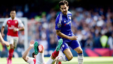 Chấm điểm Chelsea 2-0 Arsenal: Fabregas rực sáng, Paulista & Oezil gây thất vọng Chấm điểm Chelsea 2-0 Arsenal: Fabregas rực sáng, Paulista & Oezil gây thất vọng