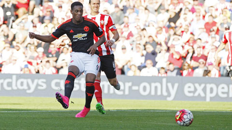 Martial - Rooney, cuộc chuyển giao tất yếu Martial - Rooney, cuộc chuyển giao tất yếu