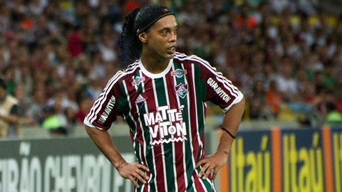 Ronaldinho chia tay Fluminense chỉ sau 9 trận Ronaldinho chia tay Fluminense chỉ sau 9 trận
