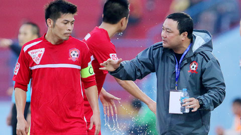 Chuyện HLV ở V.League 2015: Có những cuộc chuyển giao hoàn hảo Chuyện HLV ở V.League 2015: Có những cuộc chuyển giao hoàn hảo