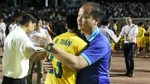 V.League 2015: Thời của “người đóng thế” V.League 2015: Thời của “người đóng thế”