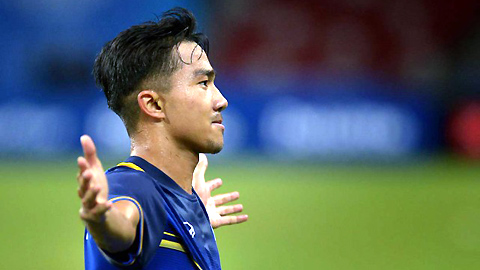 Messi Thái thổi nến sinh nhật, mong đánh bại ĐT Việt Nam Messi Thái thổi nến sinh nhật, mong đánh bại ĐT Việt Nam