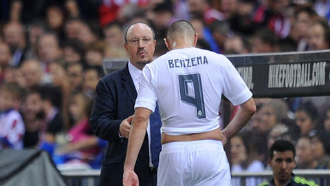 Benzema chê trách chiến thuật nhàm chán của Benitez Benzema chê trách chiến thuật nhàm chán của Benitez