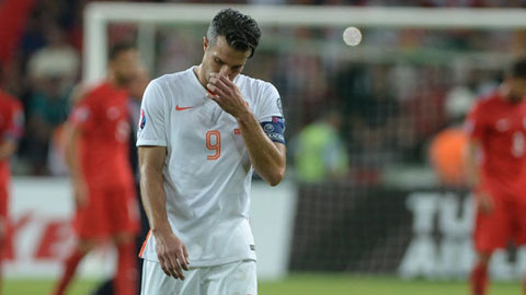 Vòng loại EURO 2016: Tử thần gọi tên Hà Lan ngay lượt tới? Vòng loại EURO 2016: Tử thần gọi tên Hà Lan ngay lượt tới?
