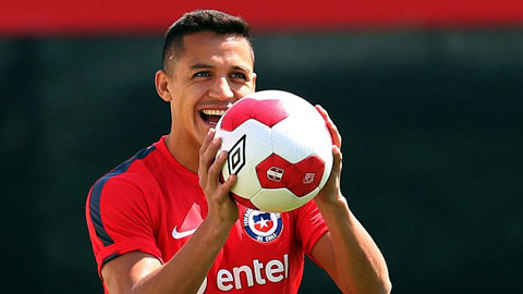 Sanchez sắp vượt Oezil để nhận lương cao nhất ở Arsenal Sanchez sắp vượt Oezil để nhận lương cao nhất ở Arsenal