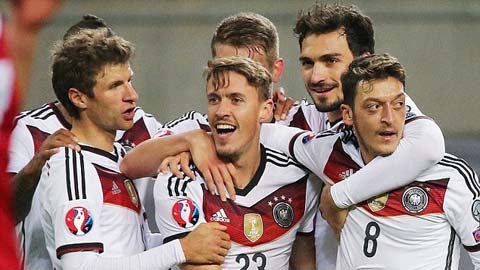 ĐT Đức kết thúc vòng loại EURO 2016: Hai bộ mặt của Nhà vua ĐT Đức kết thúc vòng loại EURO 2016: Hai bộ mặt của Nhà vua