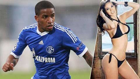 Thêm Farfan kiệt sức vì… sex Thêm Farfan kiệt sức vì… sex