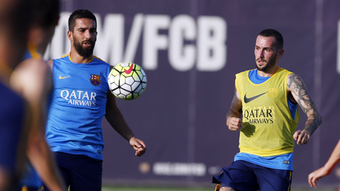 Barca gặp khó vì quỹ lương chạm trần Barca gặp khó vì quỹ lương chạm trần