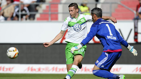Draxler dần khẳng định vai trò cột trụ tại Wolfsburg Draxler dần khẳng định vai trò cột trụ tại Wolfsburg