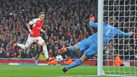 Arsenal: Tình đầu, xin hãy là tình cuối Arsenal: Tình đầu, xin hãy là tình cuối