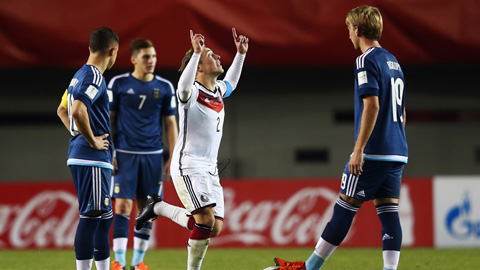 U17 World Cup: Đức đè bẹp Argentina 4-0 U17 World Cup: Đức đè bẹp Argentina 4-0