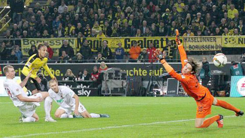 Aubameyang có hat-trick thứ hai trong vòng 4 ngày Aubameyang có hat-trick thứ hai trong vòng 4 ngày