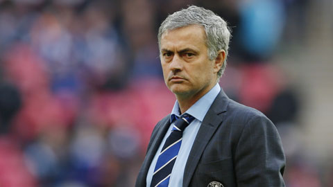 Mourinho đi đâu nếu bị Chelsea sa thải? Mourinho đi đâu nếu bị Chelsea sa thải?