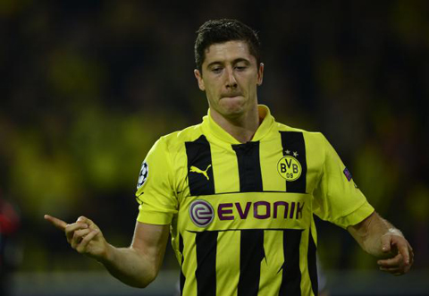 Nhận lương gấp 3, Lewandowski ngừng đòi rời Dortmund