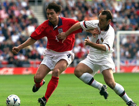 Nhìn lại 99 trận đấu đã qua của Lampard với Tam sư