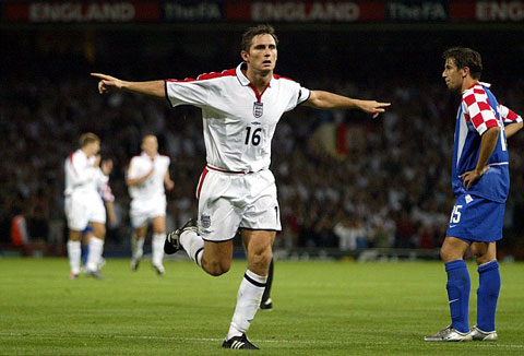 Nhìn lại 99 trận đấu đã qua của Lampard với Tam sư