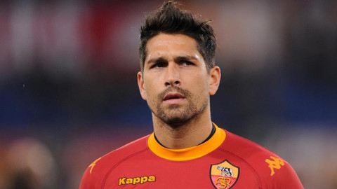 Không phải Tevez, Higuain hay Kaka, De Rossi hưởng lương cao nhất Serie A