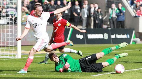 Không khó để Ribery (áo trắng) và đồng đội ghi vài bàn vào lưới Zieler
