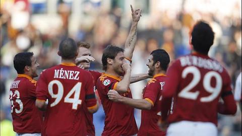 Bàn thắng của Francesco Totti vào lưới Roma lọt vào top 5 siêu phẩm vòng 3 Serie A