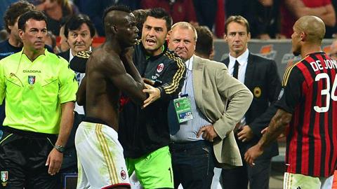 Balotelli tính ăn thua đủ với trọng tài