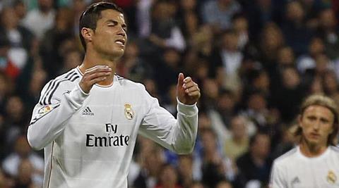 Ronaldo thất vọng vì Real để thua derby Madrid