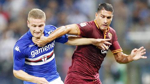Roma (phải) sẽ gặp rất nhiều khó khăn vào đêm nay dù được đá trên sân nhà