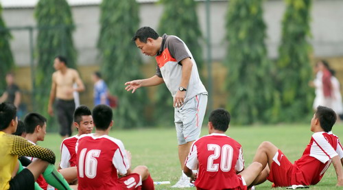 HLV Hoàng Văn Phúc: “Tôi đã giải mã thành công các tuyển thủ