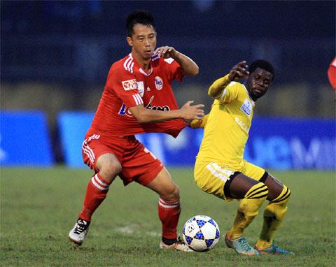 Chuyển nhượng V-League: Cá lớn mắc cạn